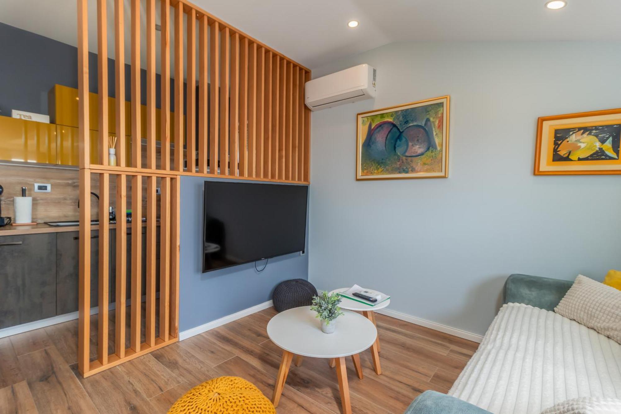 Adastra Apartments With Private Parking And Floor Heating 리예카 외부 사진